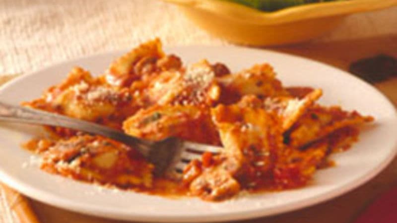 Ravioli with Tomato-Alfredo Sauce
